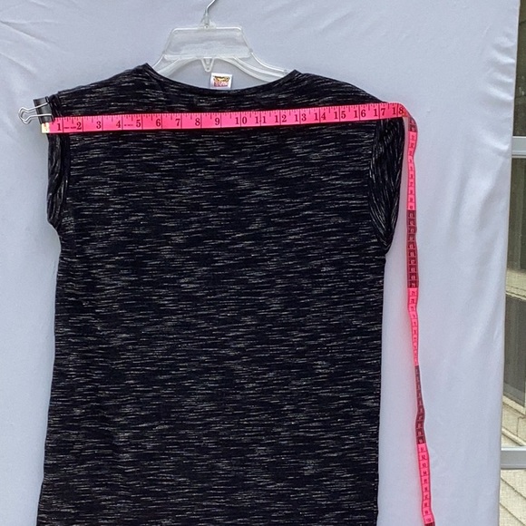 Marvel We Are Heroes t-shirt. Featuring Hulk, Spider-Man, Cpt. America and more - Picture 6 of 14